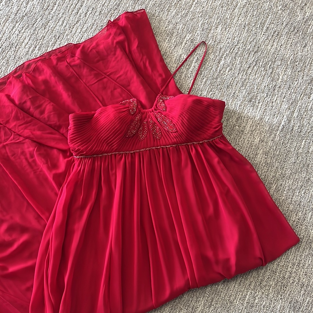 J BOUTIQUE Gown in red raspberry - Size 14